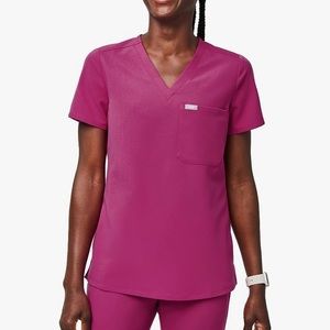 Figs Scrub Top Bright Fuchsia